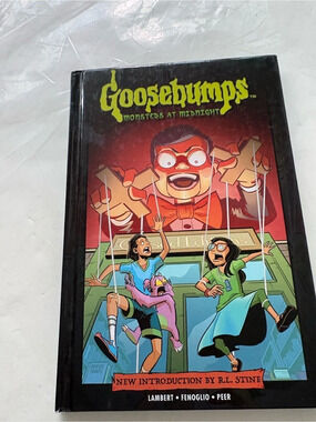 IDW Publishing Goosebumps: Monsters at Midnight Hardcover